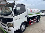 欧马可6方洒水车