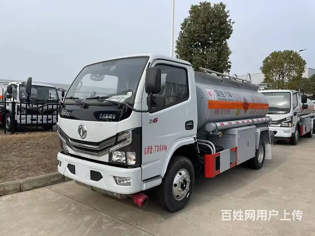 国六东风福瑞卡8吨加油车楚胜8.5方油罐车多少钱 - 图片 1