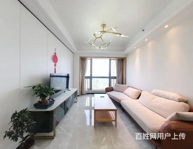 前山轻轨站楼上 环宇城 3室2厅 ，干净卫生，新装修 - 图片 4