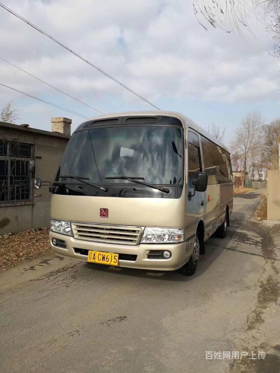 2013年国四江铃考斯特客车中型19座,急卖