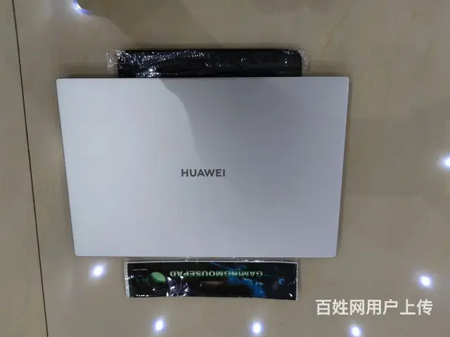 全新笔记本儿买了没有用，就开了一下机。 - 图片 2