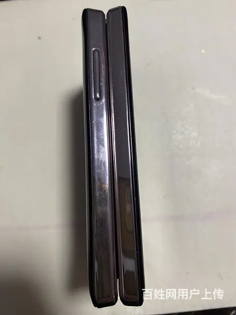 三星W789翻盖情怀手机 - 图片 4