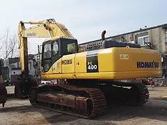 小松300、360和450等二手挖掘机低价出售