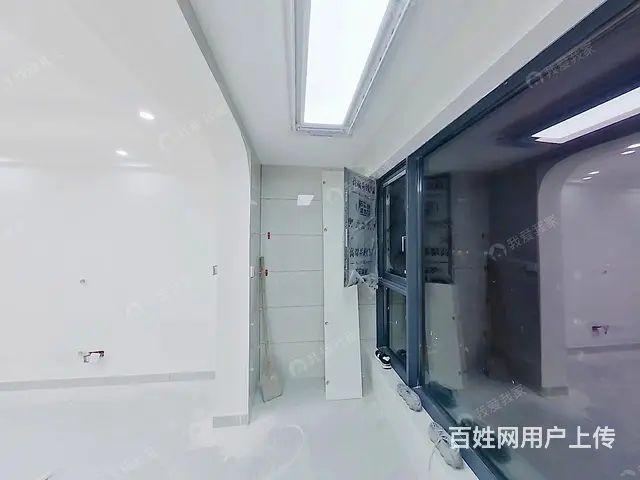 火车东站 · 时光悦酩公寓 ·25万精装修， 3室 · 2厅 - 图片 8