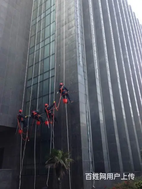 焦作外墙清洗 玻璃幕墙铝塑板清洗 高空安装 - 图片 1