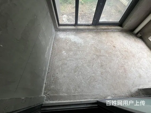79号院 一层带南院60平 毛坯三室两卫 有证能贷 诚心出售 - 图片 10