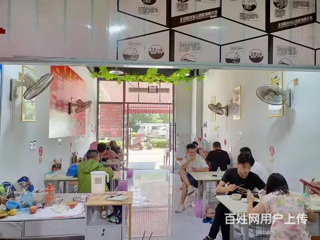 西昌市宁远大道与中航东路65平餐饮店转让 - 图片 6