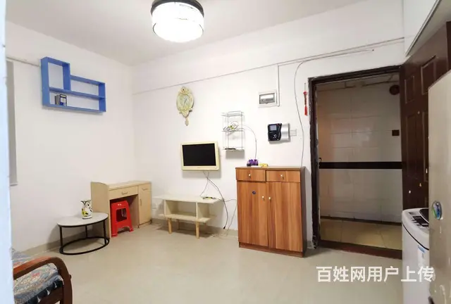 拱北关口都市广场电梯一房一厅出租，租价2000。近关口 - 图片 3