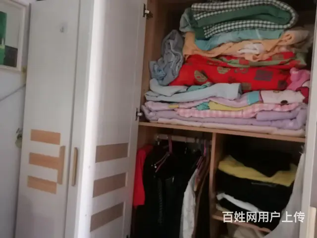 四开门大衣柜实木出售 - 图片 3