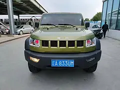 北京BJ40 2015款 BJ40L 2.4 手动