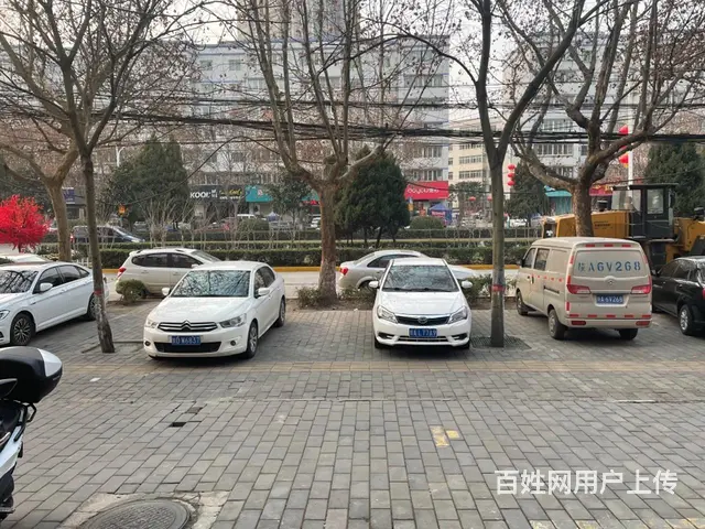 中华小区北门114平米临街旺铺出租，无转让费，宽门头浅进深 - 图片 5