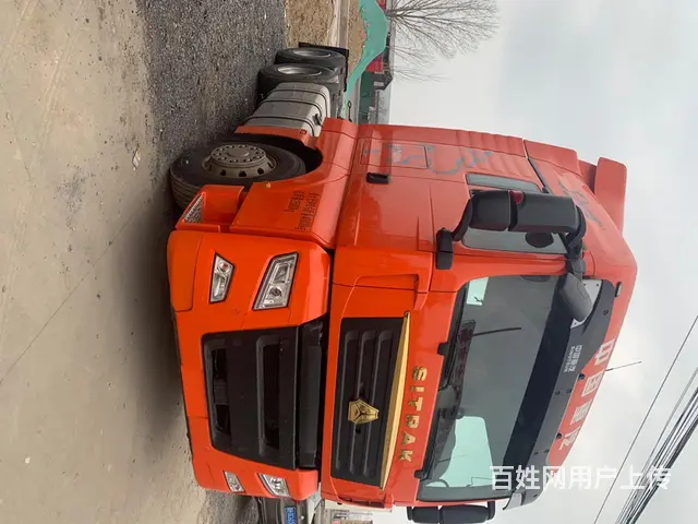 重汽汕德卡 牵引车 国5 - 图片 1