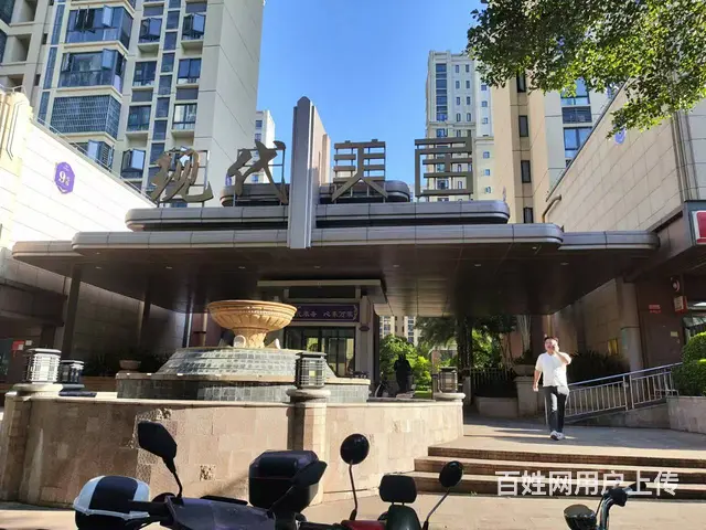 （51旺铺推荐）龙华区山高街吾悦广场对面133平铺面出租 - 图片 1