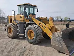 个人急转16年临工953装载机30和50手续齐全