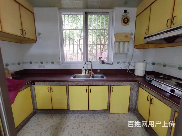 绿茵花园 园心低层 精装3房2厅 出门即市场 证齐可过户按揭 - 图片 3