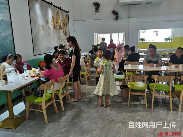 （四川铺鑫网）巴中中学旁300平餐饮店转让 - 图片 4