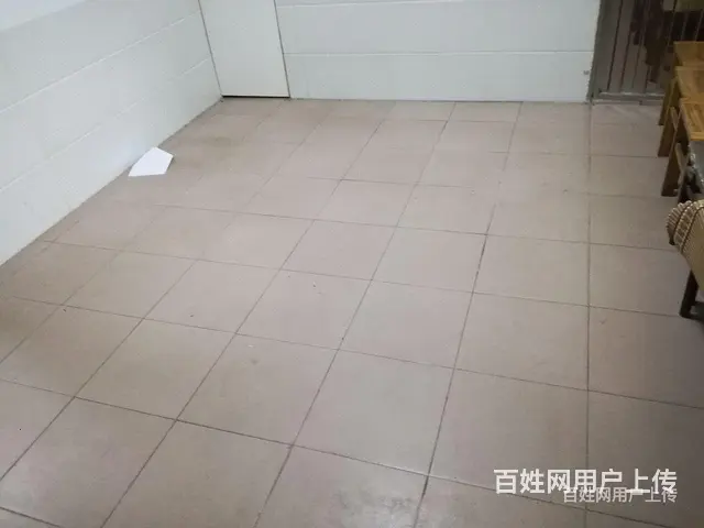 丁字路口，地段位置好 - 图片 5