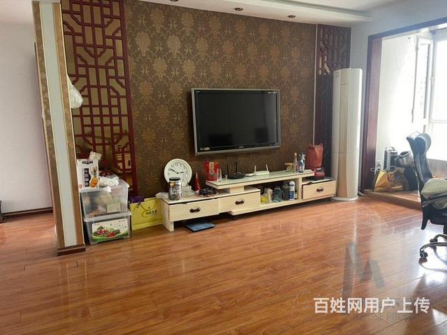双实验    ，大四室 南北通透的图片