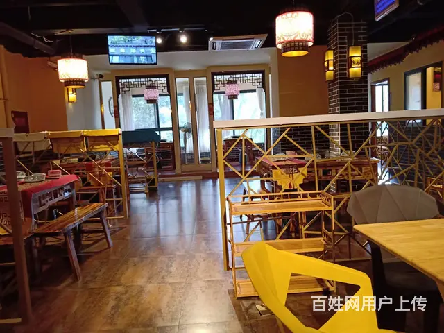 XSY重餐饮店一条街，水电气三通，可办证件，带外摆的餐饮转让 - 图片 3