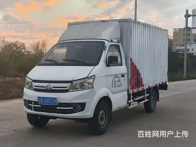 深圳牌箱式货车长3.3米 - 图片 1