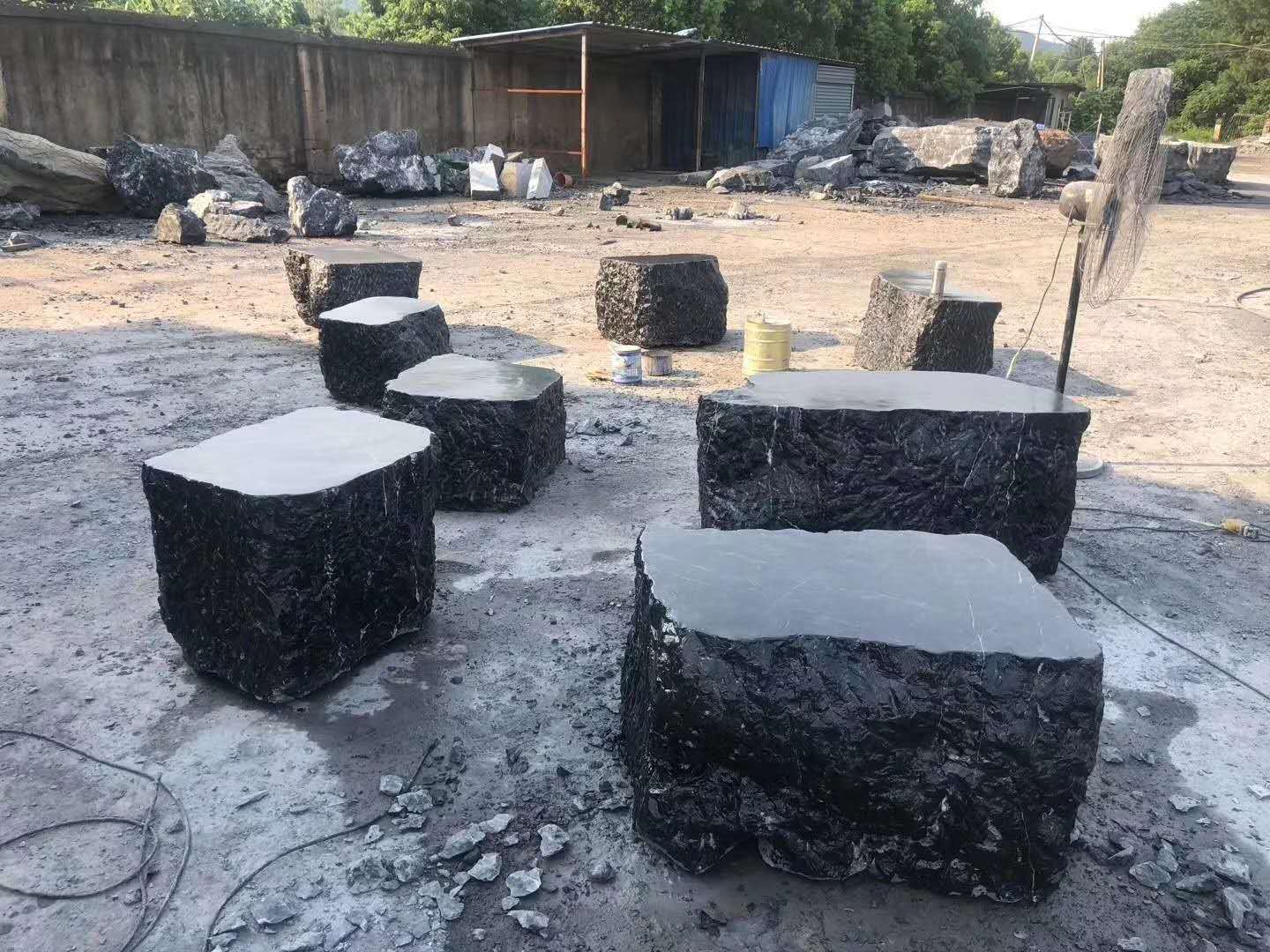 黑山石加工价格_批发_图片_行情_地址_厂家_公司-江西磊石景观工程