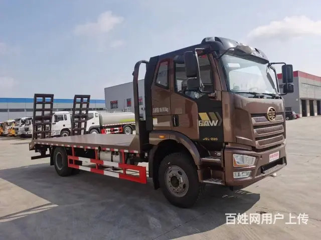 解放J6国六单桥挖机拖板车 平板拖车 拉15吨挖机 - 图片 1