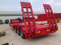 订做3桥挖掘机运输车 质量保证