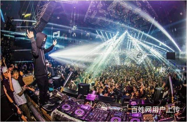 三亚ego酒吧卡座 低消费酒水价格是多少