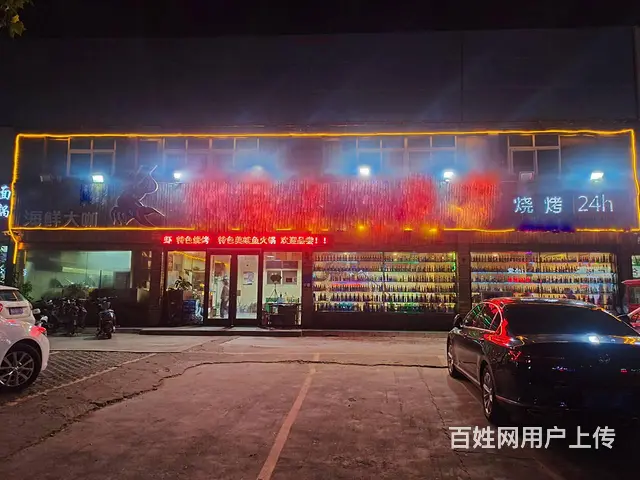 （商聚网）21米宽门头自带停车位盈利可观知名餐饮店转让 - 图片 1