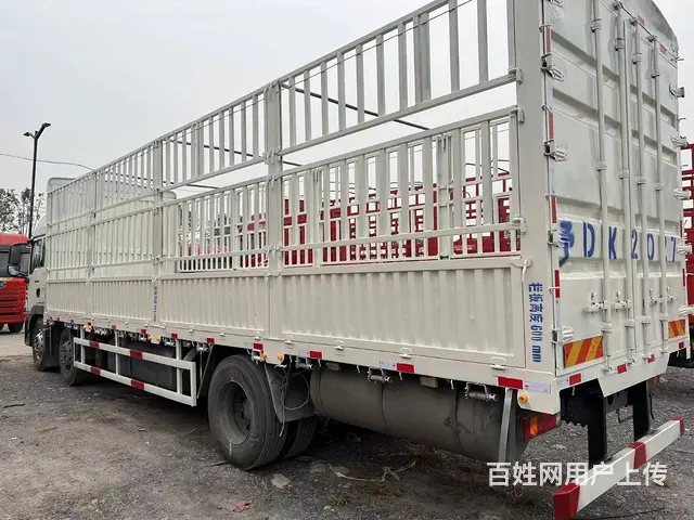 出售二手20年重汽豪沃前四后四9.6高栏 国5 - 图片 4