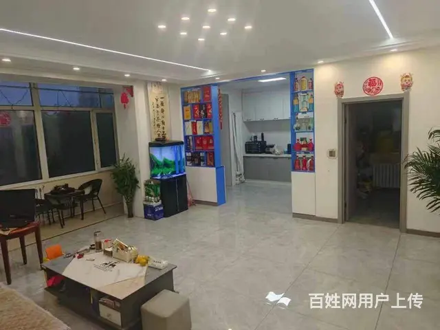 六小附近，5楼，119平， - 图片