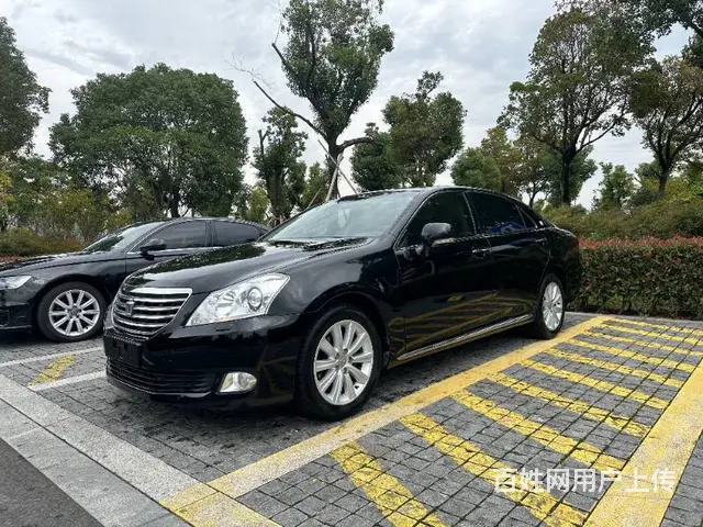 丰田 皇冠 2010款 2.5 手自一体 Royal 真皮导 - 图片 1