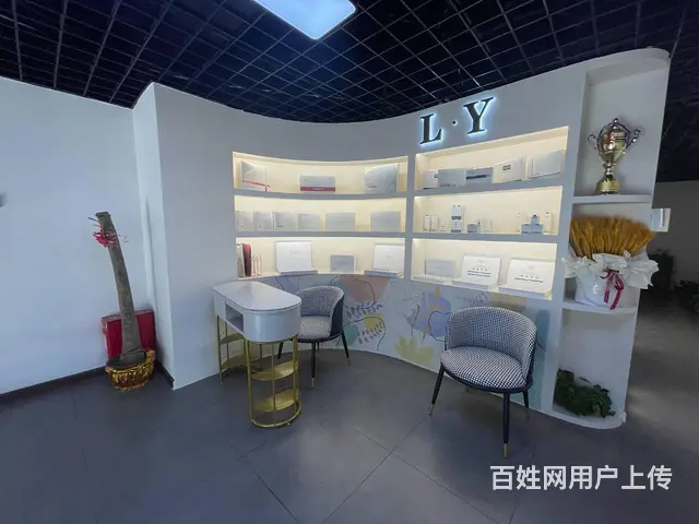 （老板本人）大型高档小区大门口美容美甲店带客源急转 5943 - 图片 6