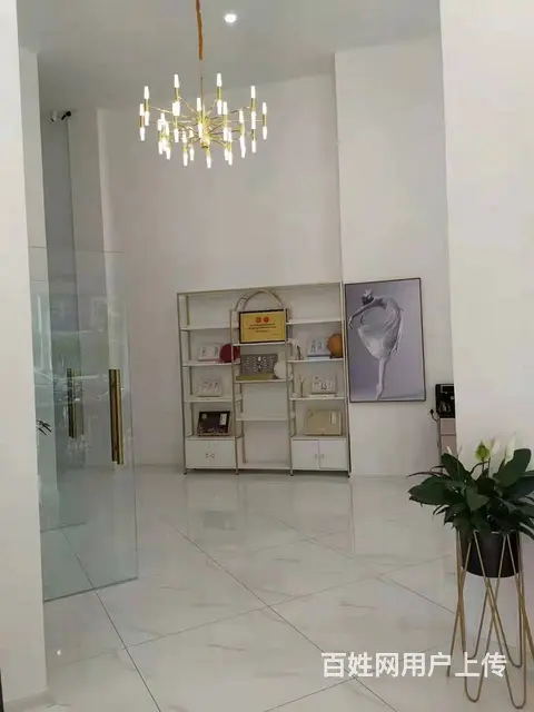 【搞定了！】精装修 位置优越 人流量大  随时看店 - 图片 4