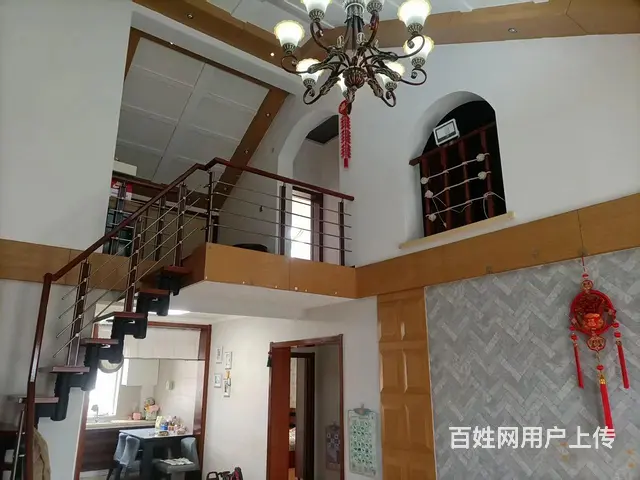 世极城堡世纪精装阁楼共140平4室2厅2卫经典飘窗地暖豁亮售 - 图片 1