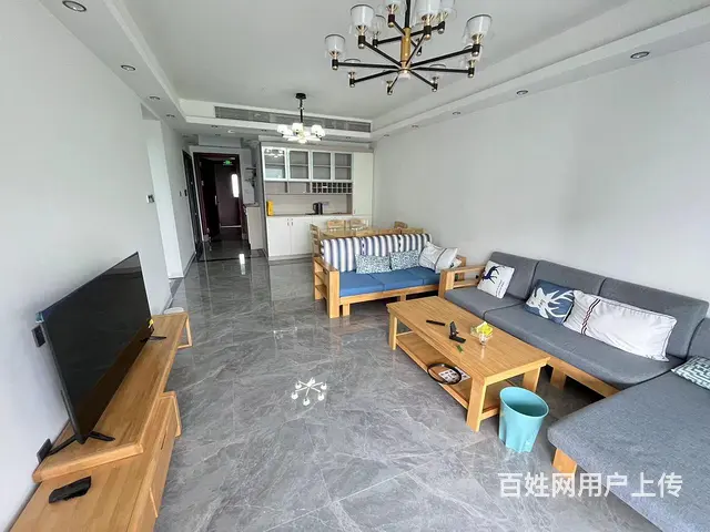 近信息港 金凤小 学旁 800米宝龙城 全新3房家电家私齐全 - 图片 1