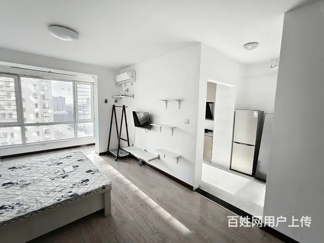 出租方大誉峰 电梯单间 56平 有钥匙 - 图片 3