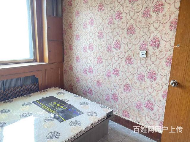 近中街大悦城，百乐小区，1200元/月，押一付一，包WiFi的图片