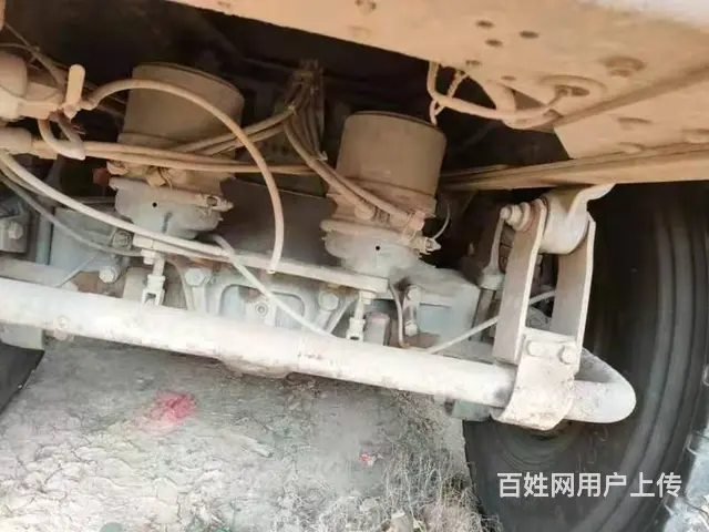 红岩杰狮后八轮自卸390马力 5.8米长18年国五 - 图片 7