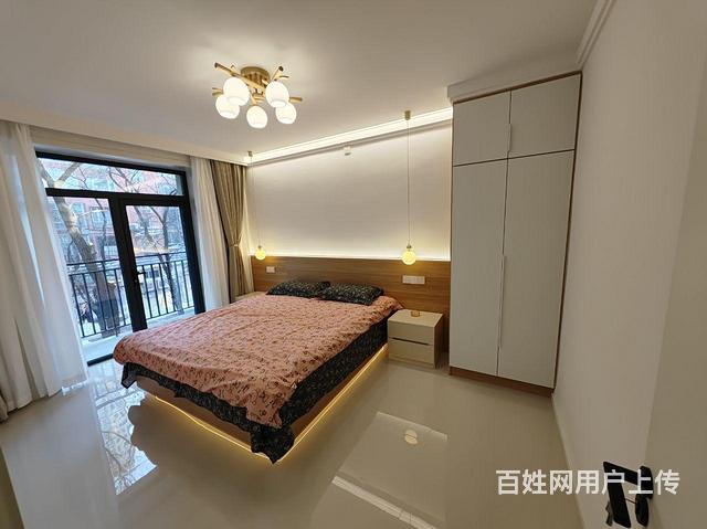 时代广场民宿（日租季租年租）的图片