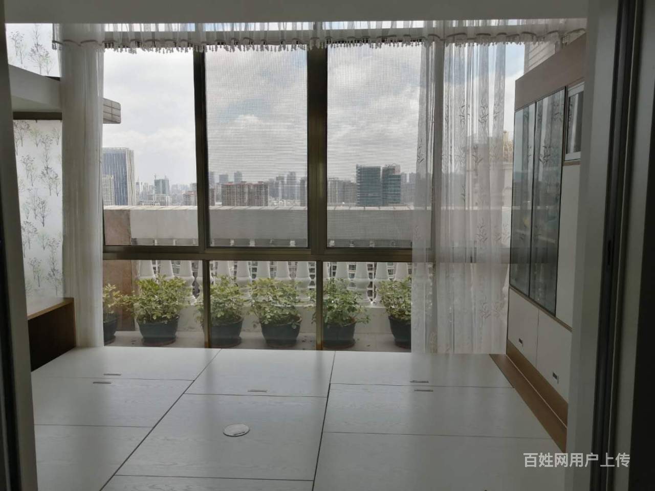 广州玻璃阳光房好处抗台风封阳台落地窗玻璃定制