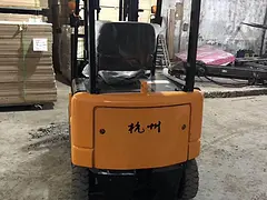 上海自用一台杭州1.5吨电动叉车，车间二手叉车转让