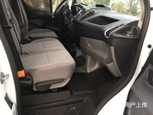 江铃全顺2.0T低顶国5柴油六座蓝牌 - 图片 10