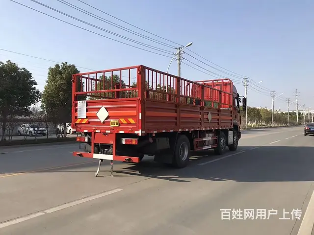 柳汽小三轴7.6米危险品厢式车 楚胜厂家厂家直销 - 图片 6