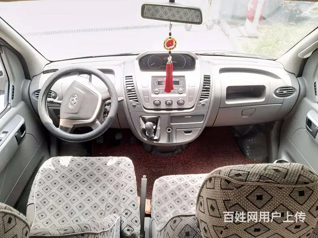 上汽大通v80短轴6坐私家车包过户支持分期 - 图片 4