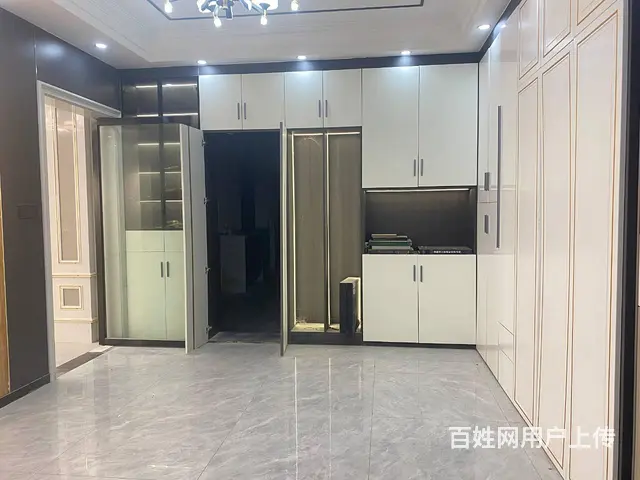 (房东直租)劳动路与东六路交叉口900平厂房出租，带排气扇 - 图片 10
