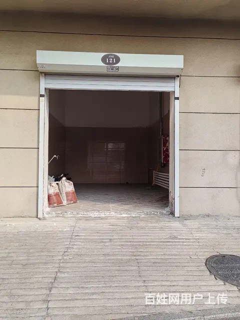 蓝珀湖小区一期地上车库可做门市 - 图片 1