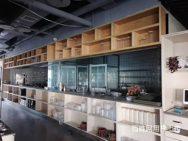 市中心900平临街旺铺出租 可租可转 周边配套成熟   - 图片 7