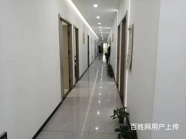 邗江区邗江中路1000平商铺转让 - 图片 1