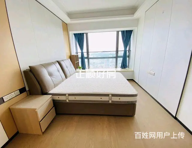 前山轻轨旁 环宇城 首次出租 精装修 家私家电齐全  三房 - 图片 4